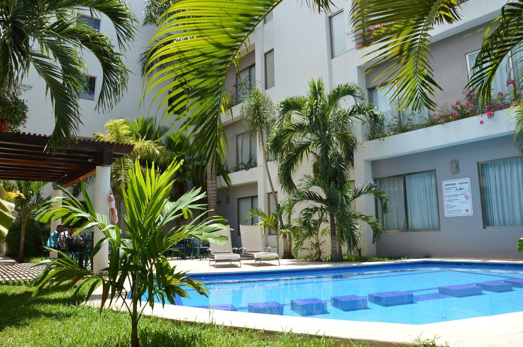 Ambiance Cancun