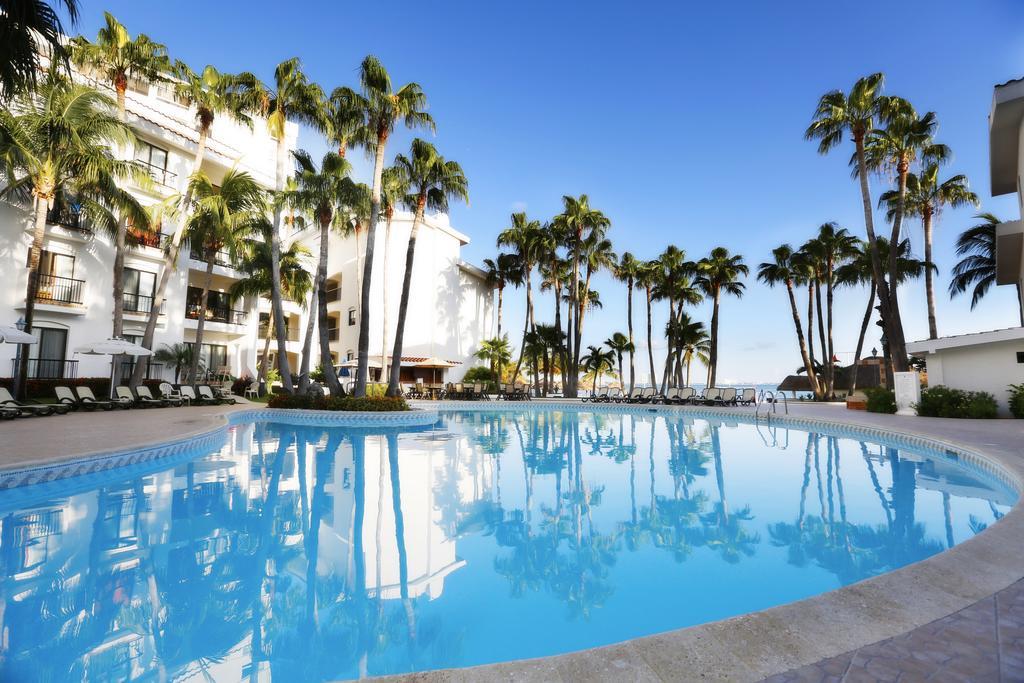 The Royal 5* Cancun