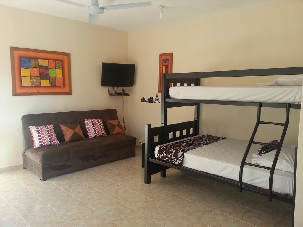 Departamentos Andalucia Apartment Cancún