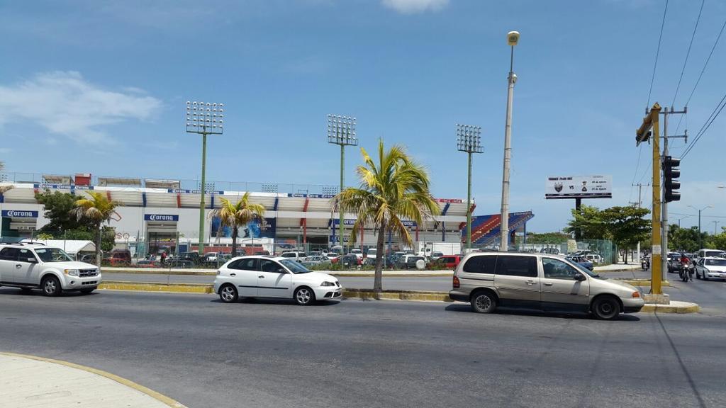 Room In Cancun Stadium Holiday home Cancun