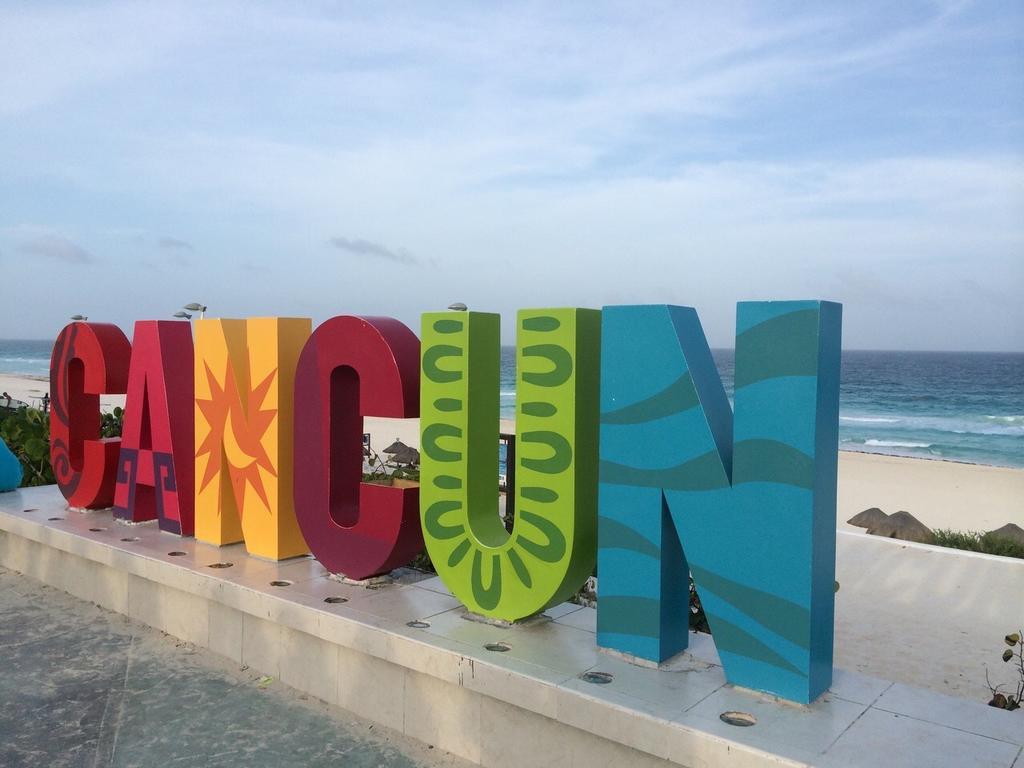 Cancun Beach Aparthotel Brisas