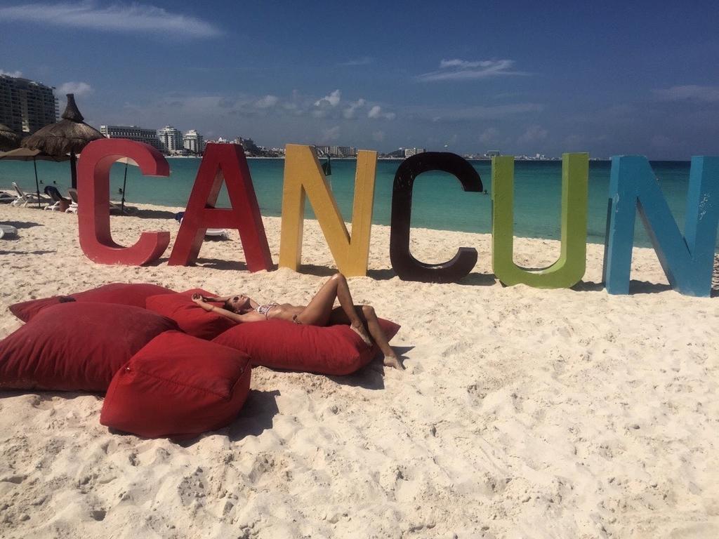Cancun Beach Aparthotel Brisas