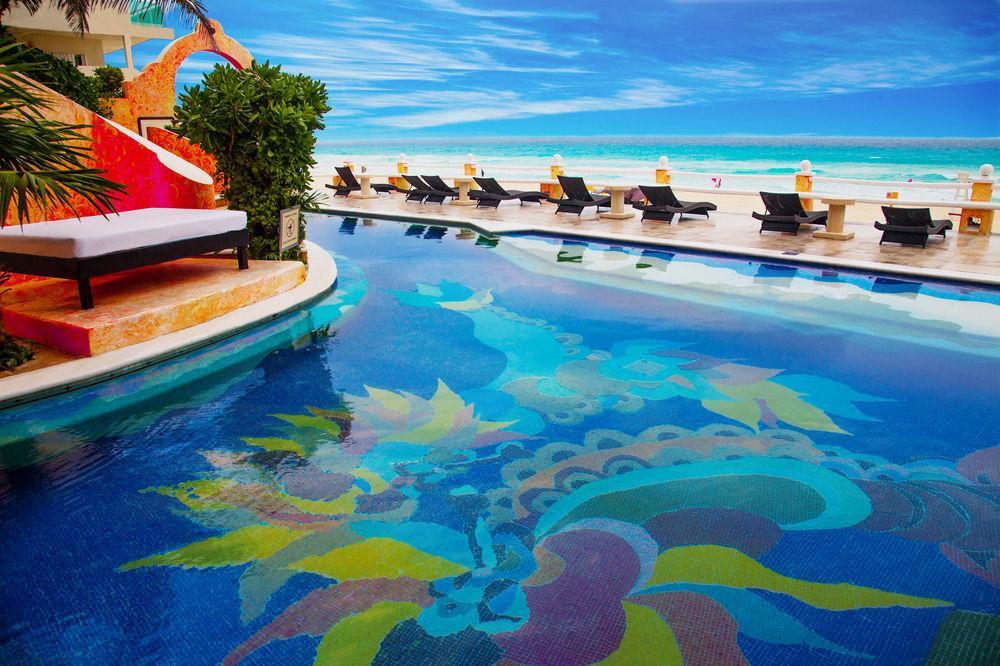 Mia Hotel 3*