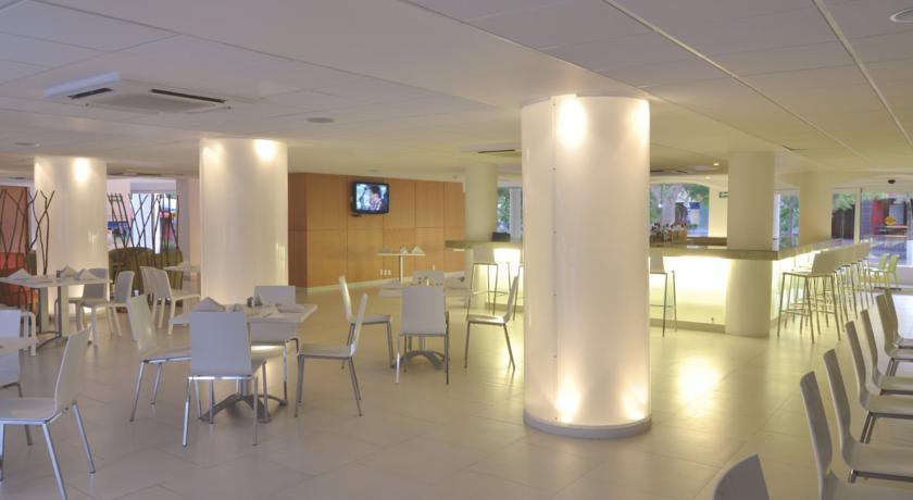 Hotel Adhara Express 3*