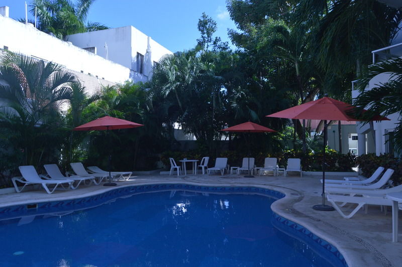 Adhara Express Hotel Cancun