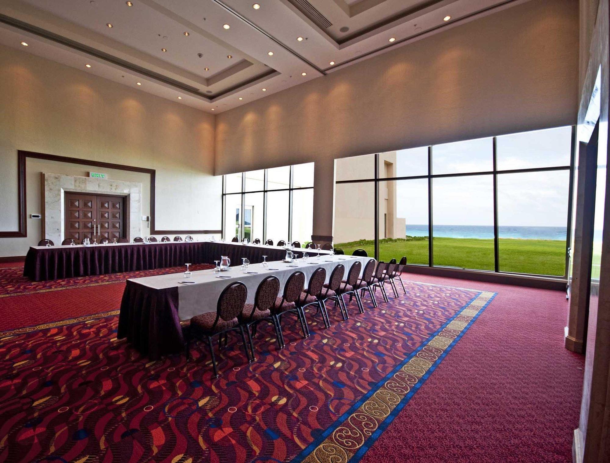 Hilton Cancun Golf & Spa 5*