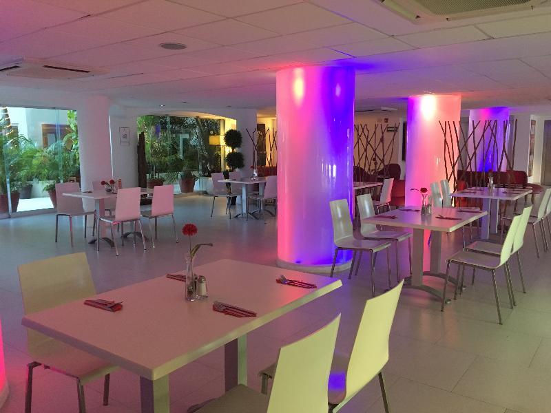Adhara Express 3* Cancun