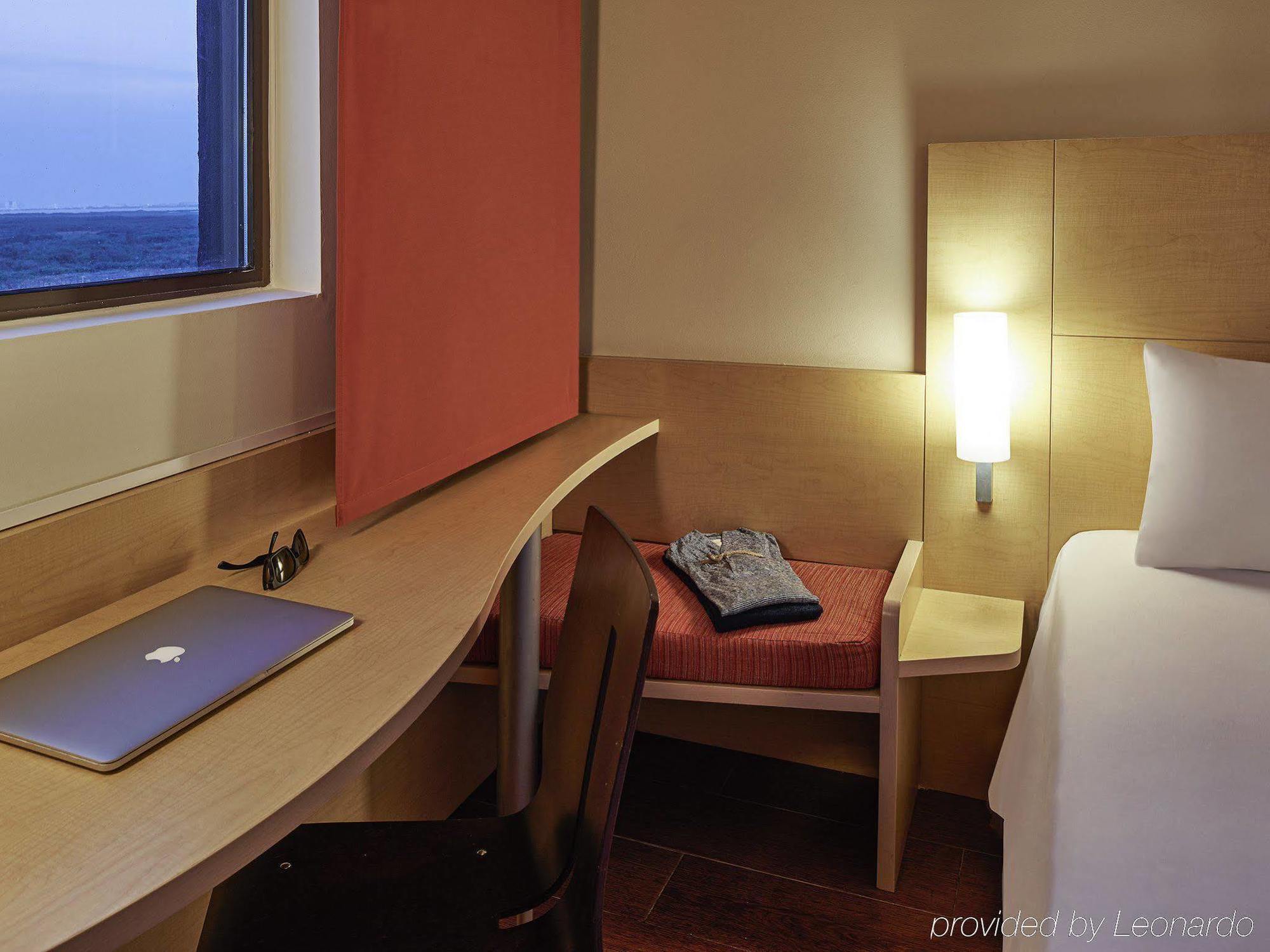 Hotel Ibis Centro 3*
