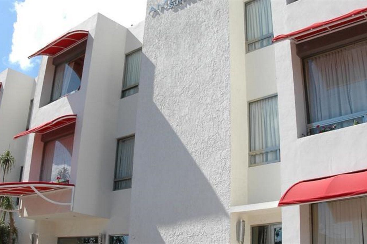 Ambiance Hotel Cancun
