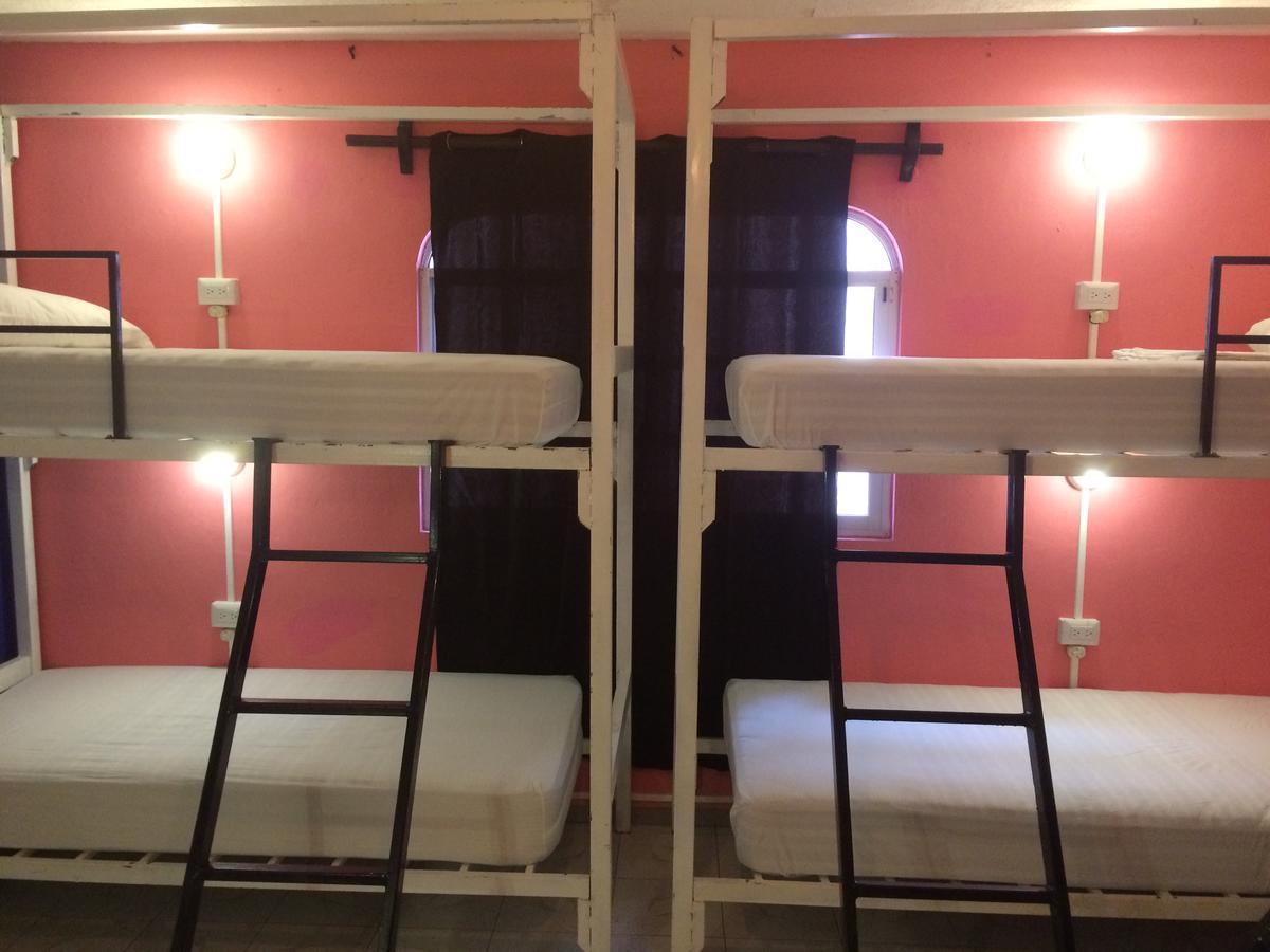 Hostel Agavero *