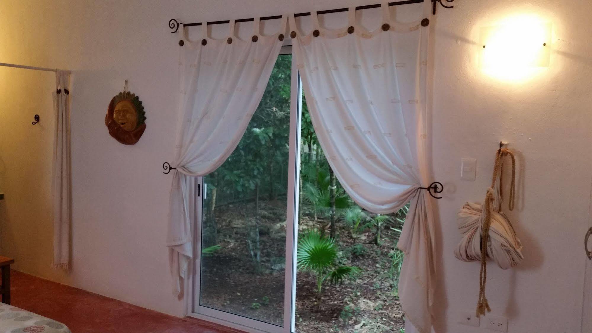 Jungle Dust 3*