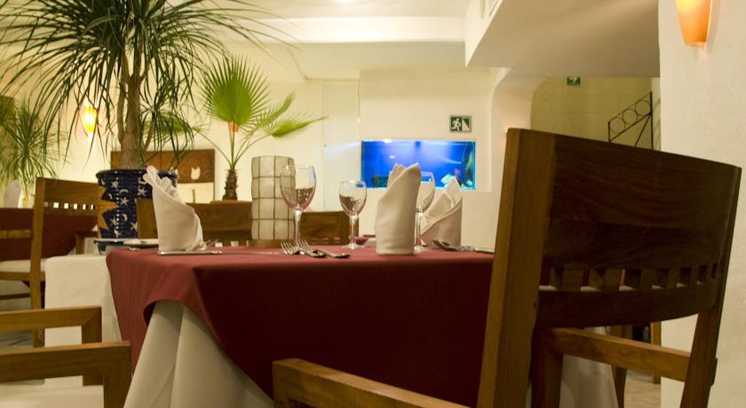 Mia Hotel 3*
