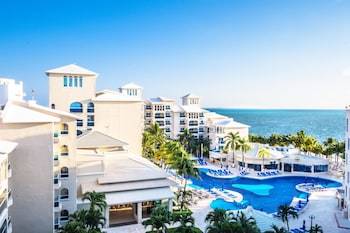 Barcelo Costa Cancun All Inclusive