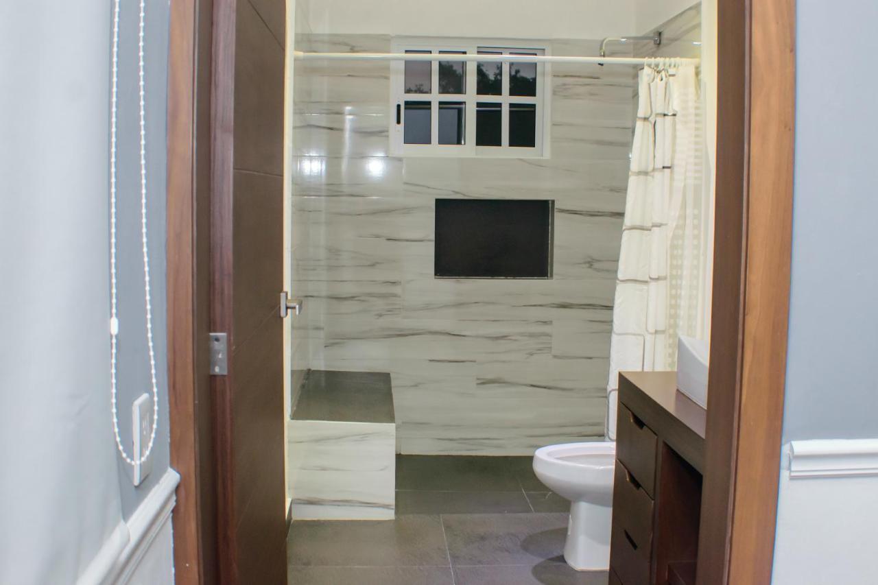Luxury Gray House Guest house *
