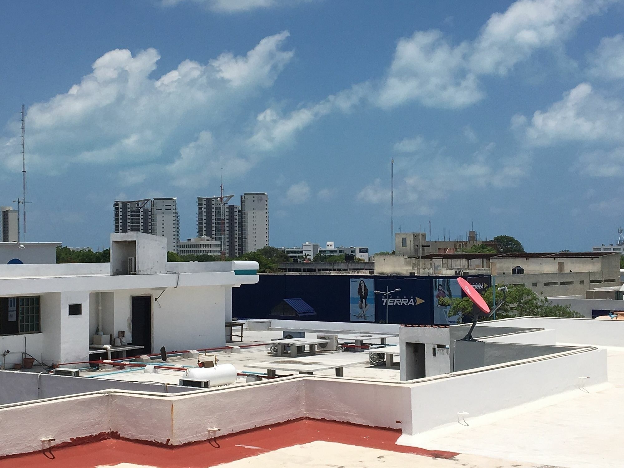 Apartment Crisantemos Cancun