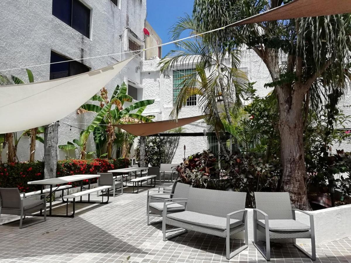 16 Hotel 3*