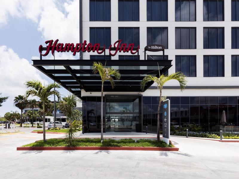 Hotel Hampton By Hilton Cumbres 3*