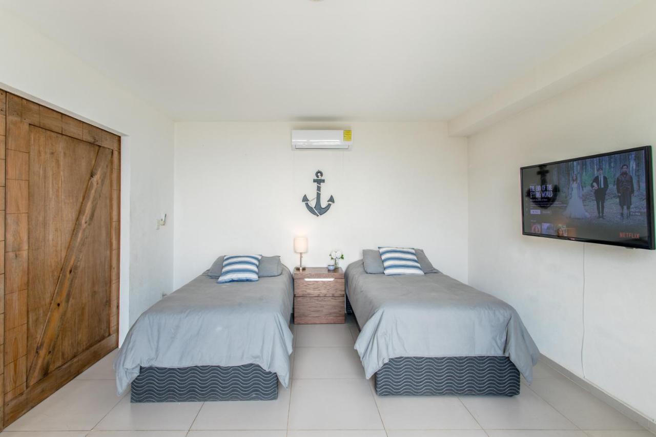 Apartment Ocean Beachfront 4 Bdr -amazing Oceanview