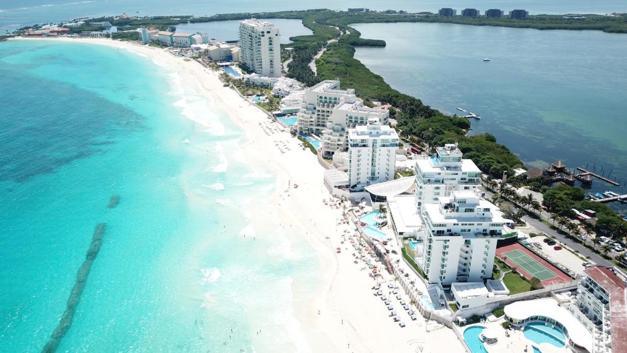 Oleo Playa Cancún