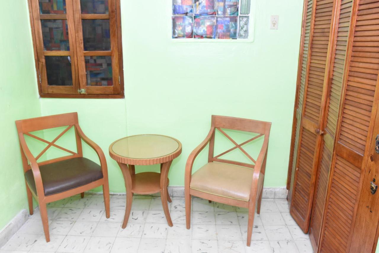 6 Guest house