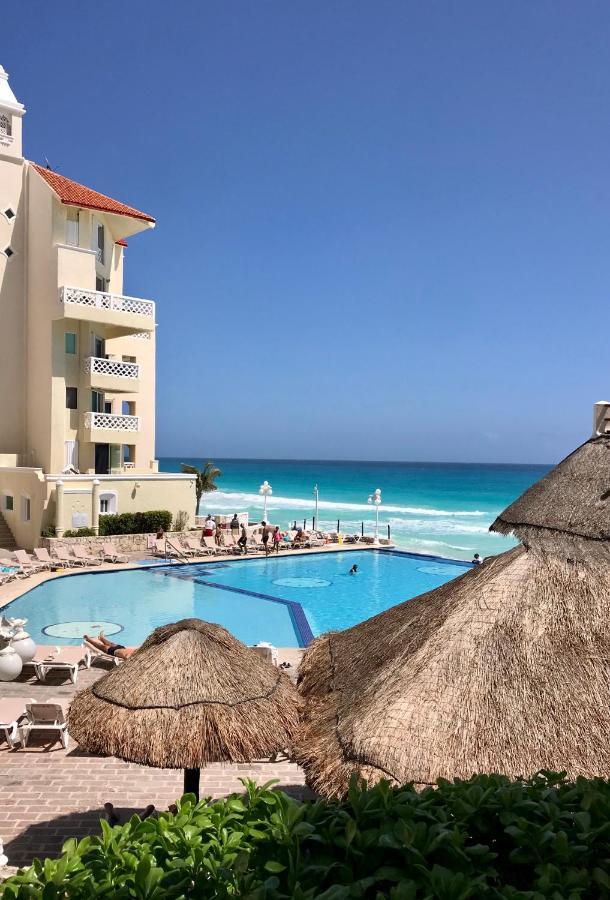 Cancun Beach Aparthotel Brisas