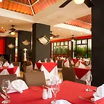Golden Parnassus Resort & Spa (Adults Only)