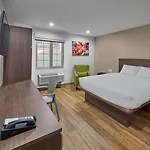 Extended Suites Cancun Cumbres