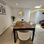 1St Luxury Warehouse