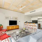 Stylish Large Loft With Pool