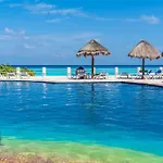 Lindo Y Amplio Estudio, Playa Marlin,Zona Hotelera - Mar8 -