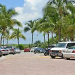 Cancun Plaza Condos