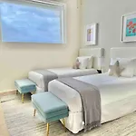 Ocean View Luxury 5B Villa With Private Beach