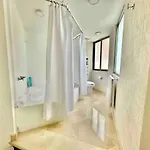Ocean View Luxury 5B Villa With Private Beach