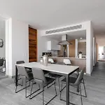 Luxurious 4Br Condo By The Beach - Rooftop Pool