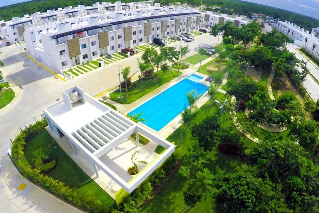 Casa Nueva Con 3 Recamaras Y A Un Lado De Alberca Apartment *