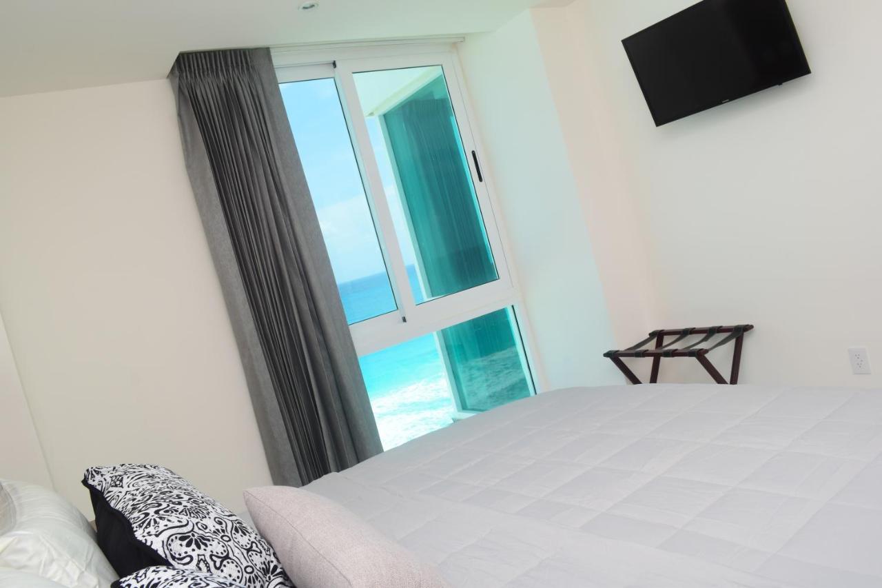 Nuevo Estudio A Pie De Playa, Vistas Increibles, Alberca, Gym Jacuzi, Seguridad, 3503 Apartment Cancún