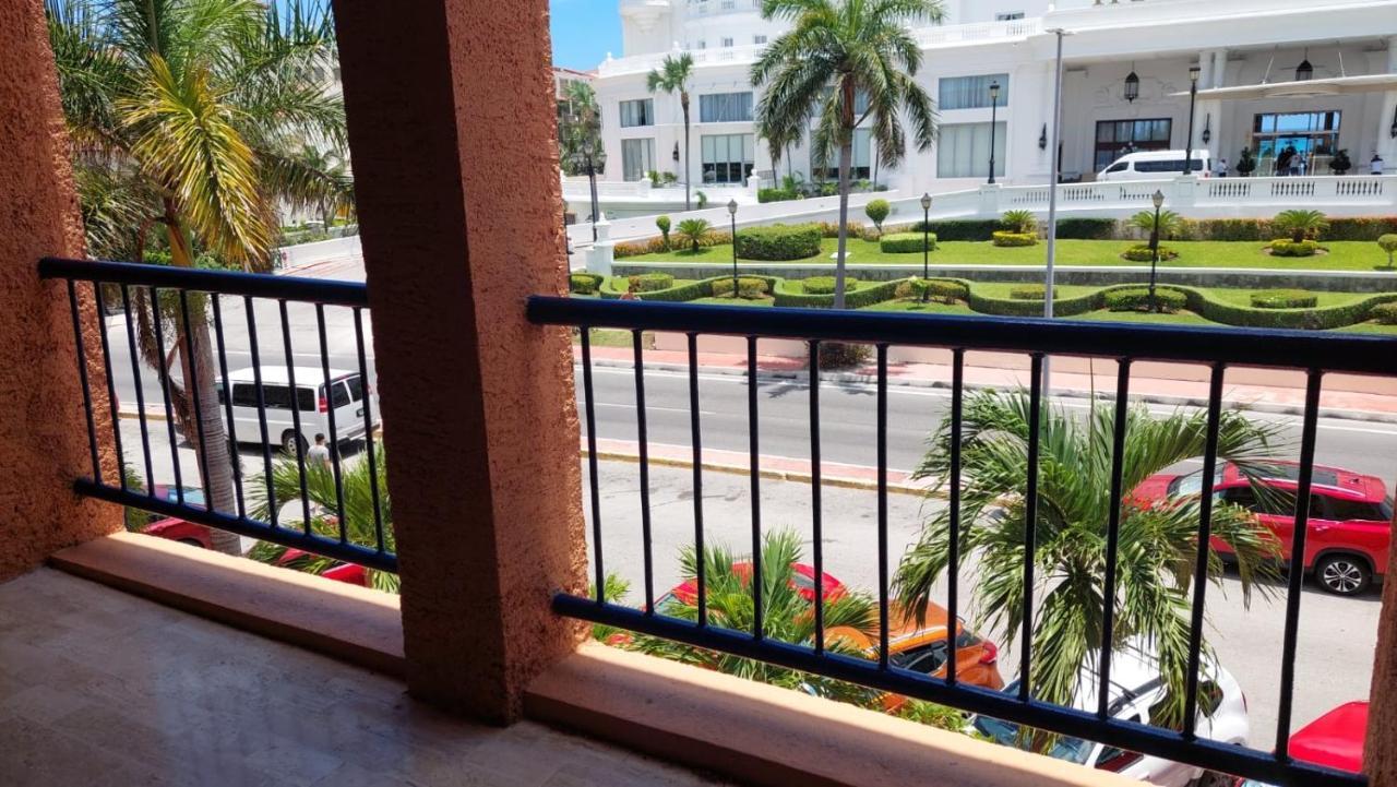 - Zone Apartment