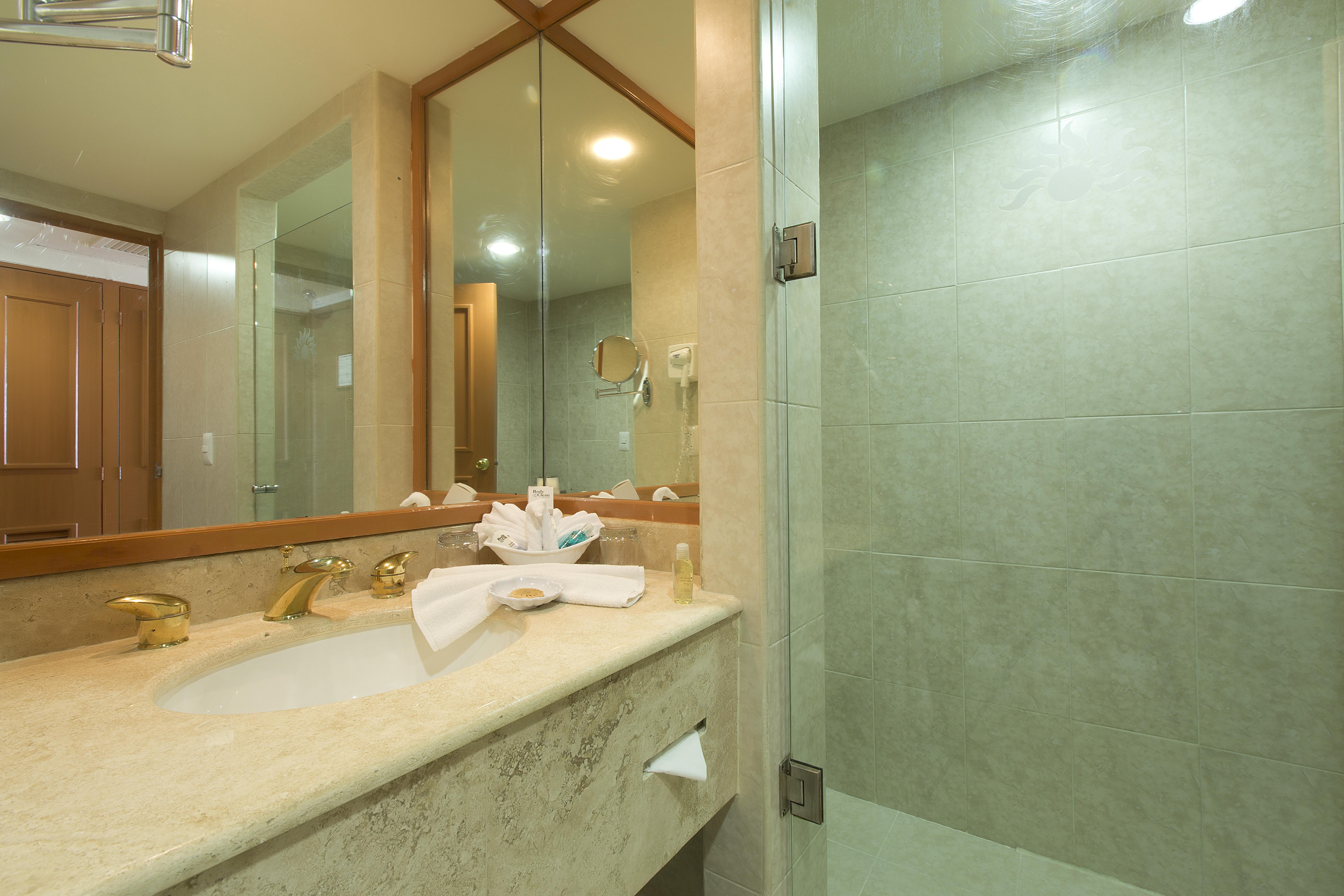 Hotel Golden Parnassus & Spa (adults Only) 3*