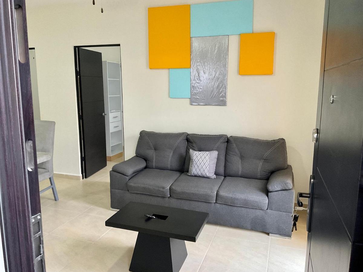 Yellowsub Apartment Cancun
