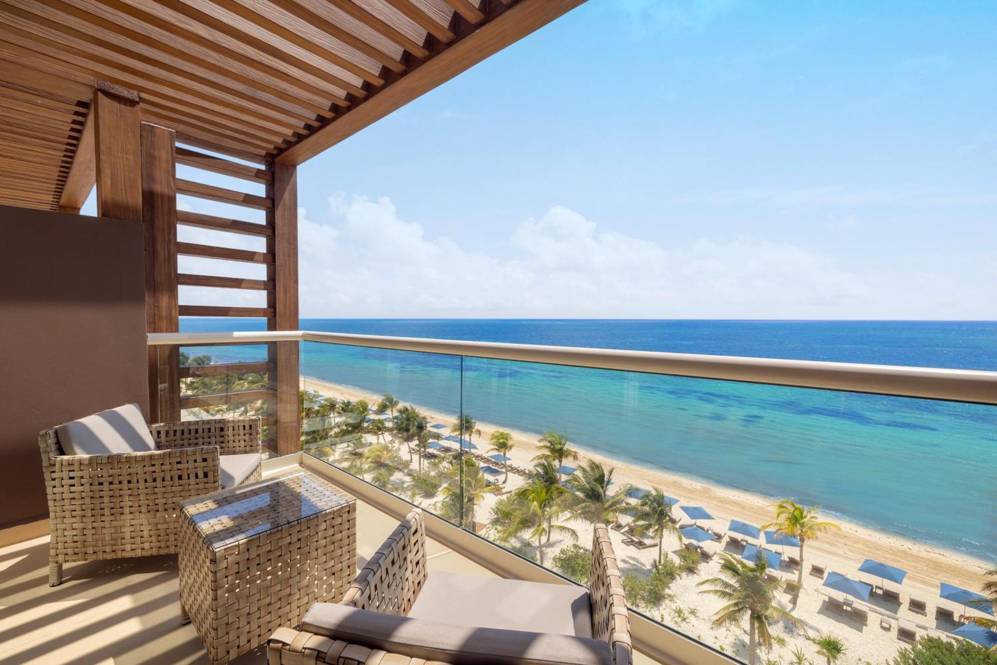 Hotel Royalton Splash Riviera Cancun, An Autograph Collection