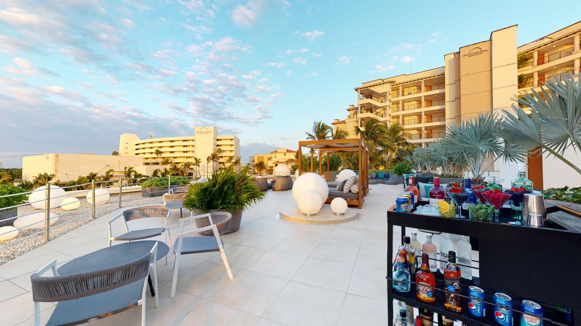 Royal Select At Grand Park Royal (adults Only) Hotel Cancun
