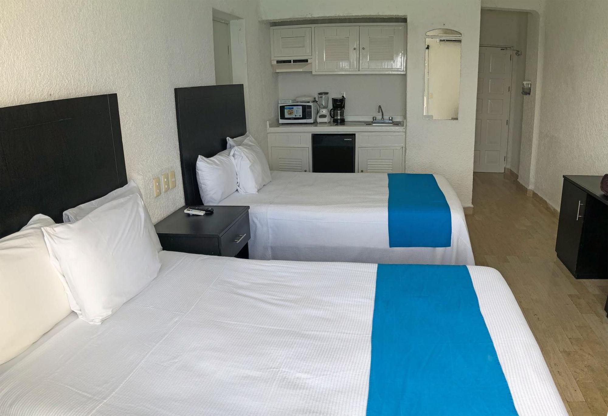 Plaza Sea View Apartment *