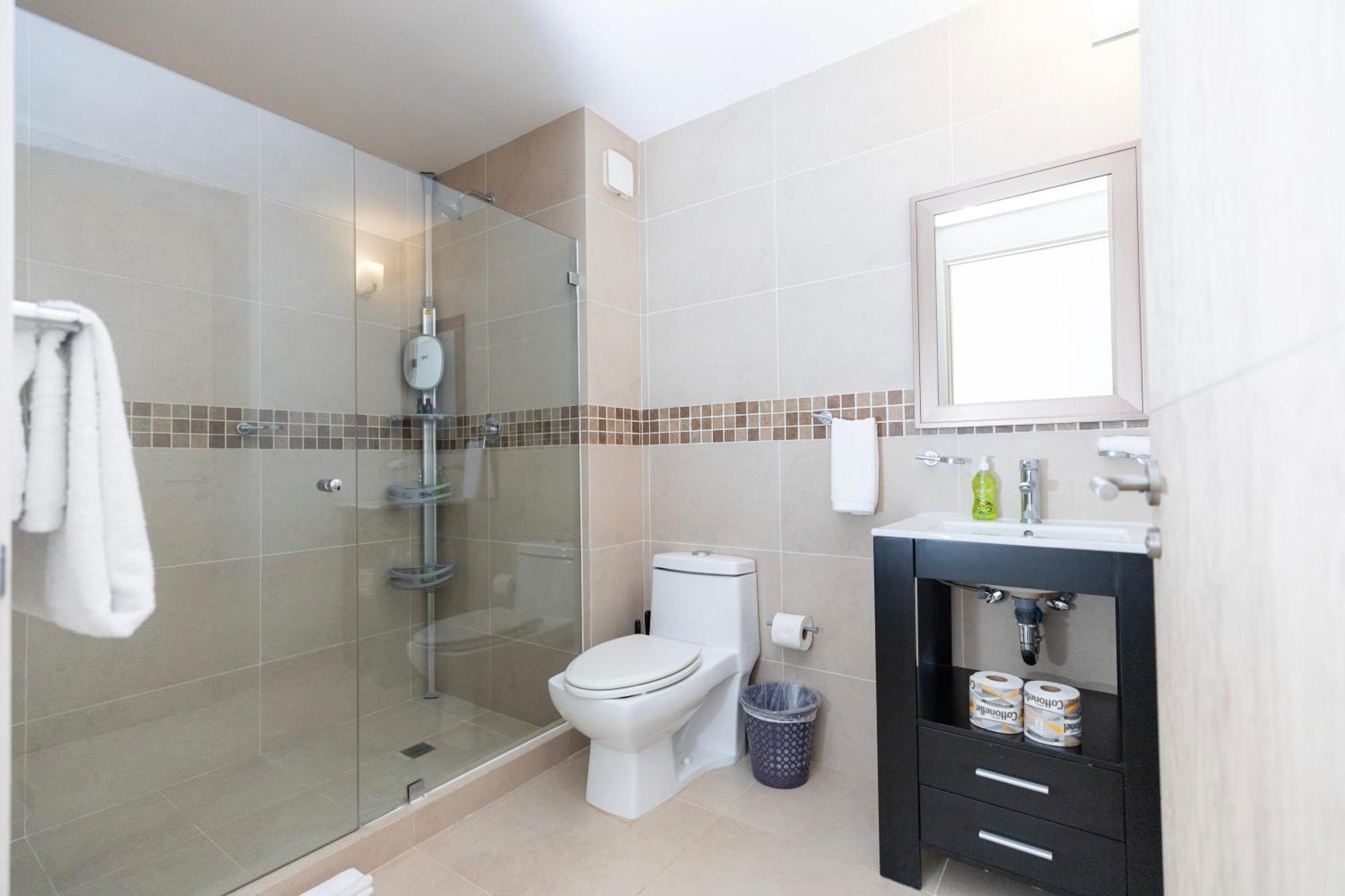 Apartment Ocean Breeze, Sanctuary - Hivenb *