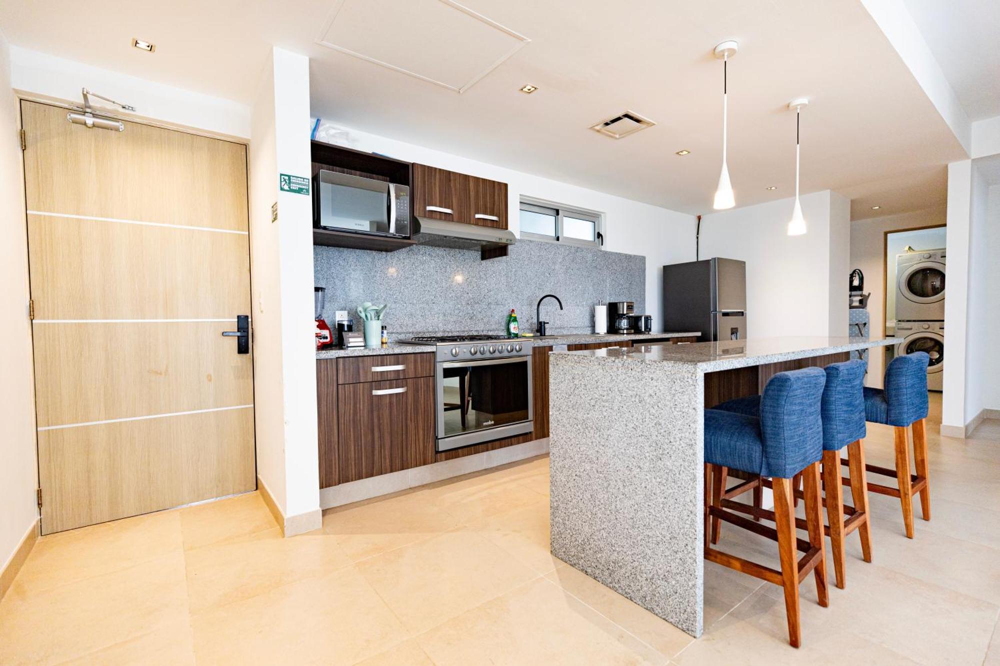 Ocean Breeze, Sanctuary - Hivenb Apartment