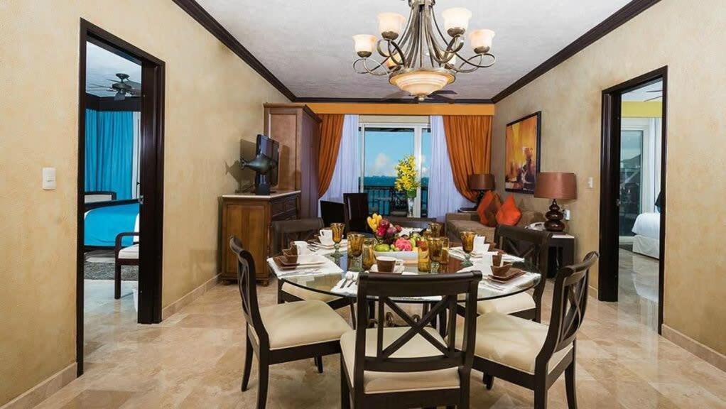 Сasa de vacaciones 2bd Del Palmar: Luxury