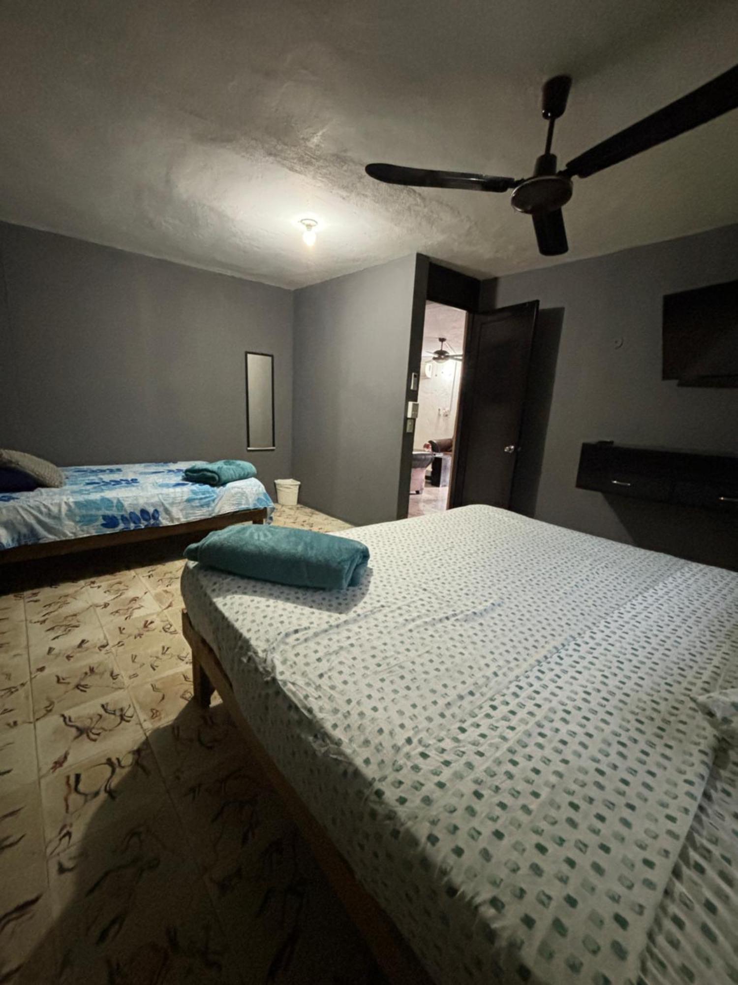 Moreland Apartment *