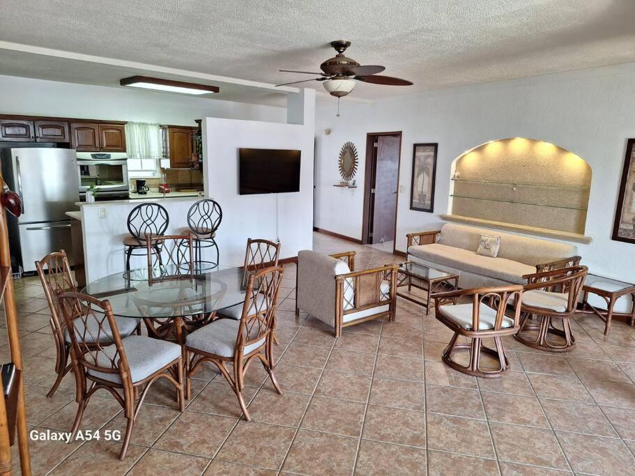 Casa Mas 20 Personas Con Alberca En Su Interior