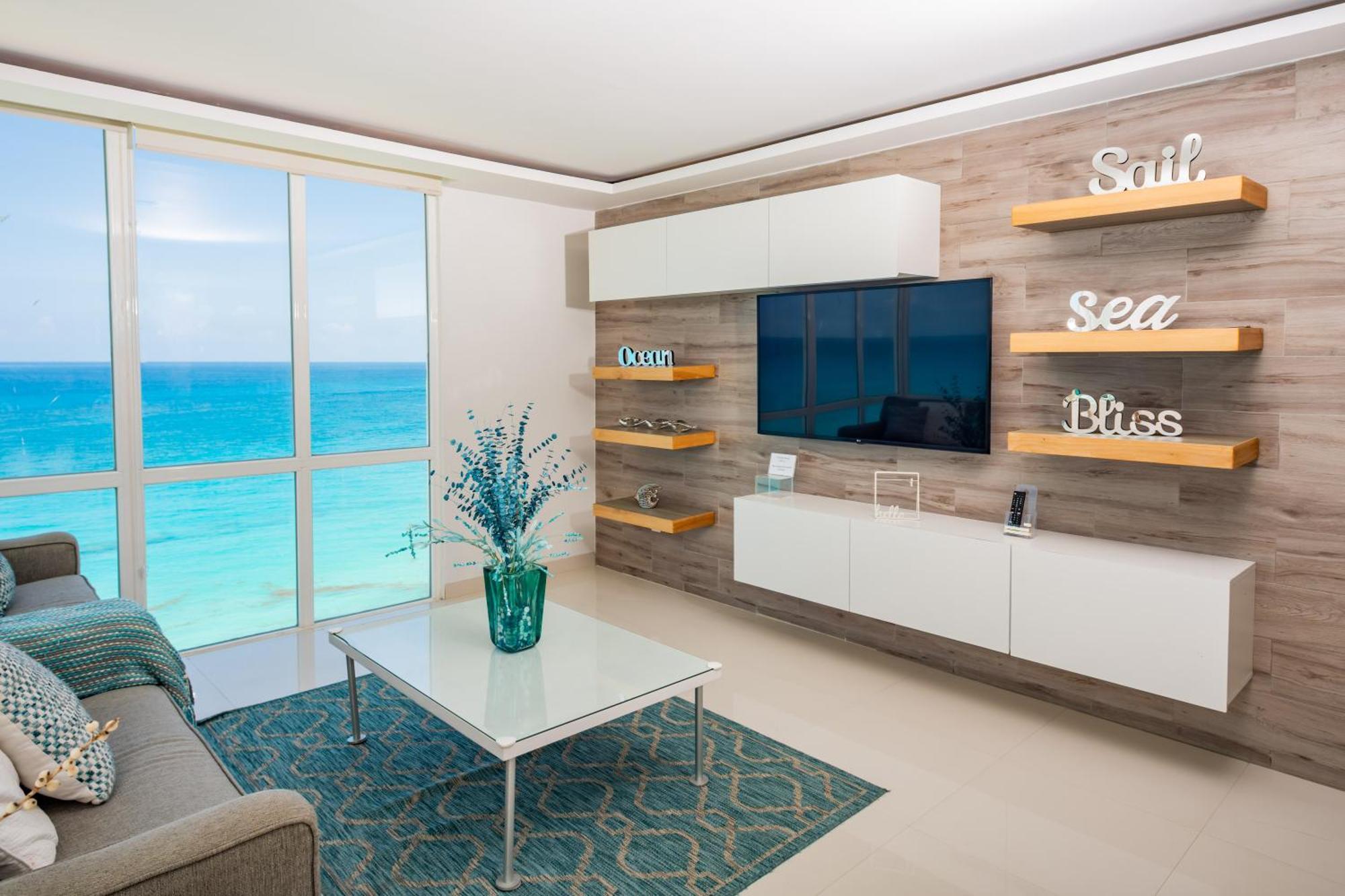 Ocean View Modern & Luxury Amenities Cancun
