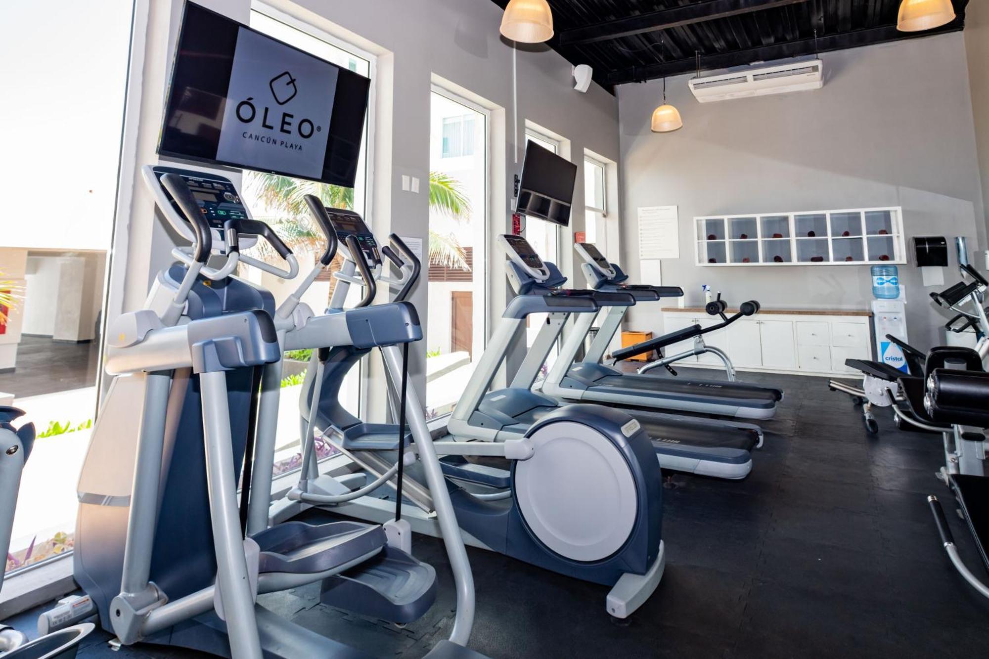 Ocean View Modern & Luxury Amenities Apartment Cancun