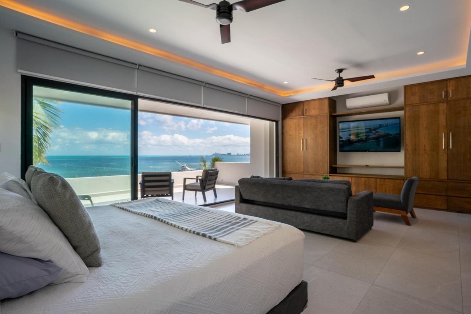 6br Modern Oceanfront W/ Infinity Pool *